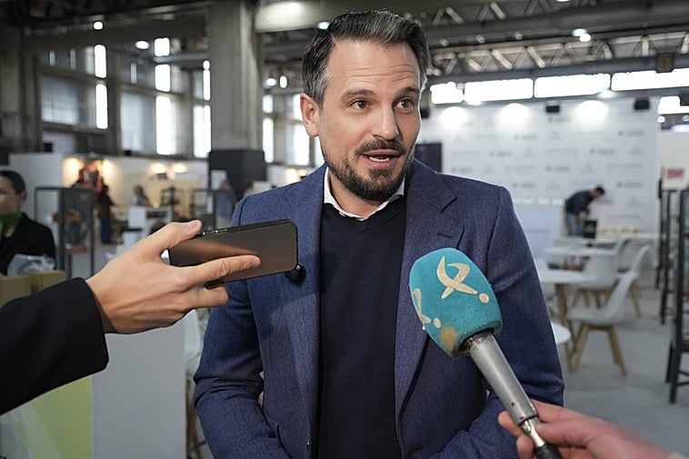 El consejero de Presidencia aboga por una PAC con «menos burocracia»